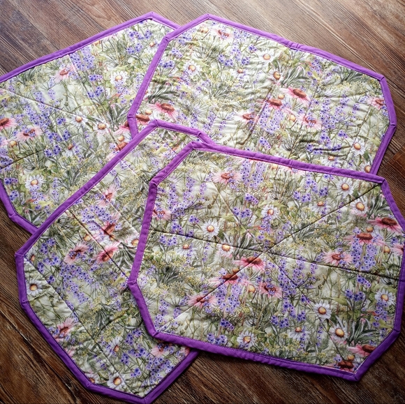 Handmade Placemats Floral Quilt "Country Kitchen" Style - Picture 2 of 2